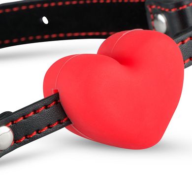 Силиконовый кляп в виде сердца Whipped - Heart Ball Gag, Черный/красный
